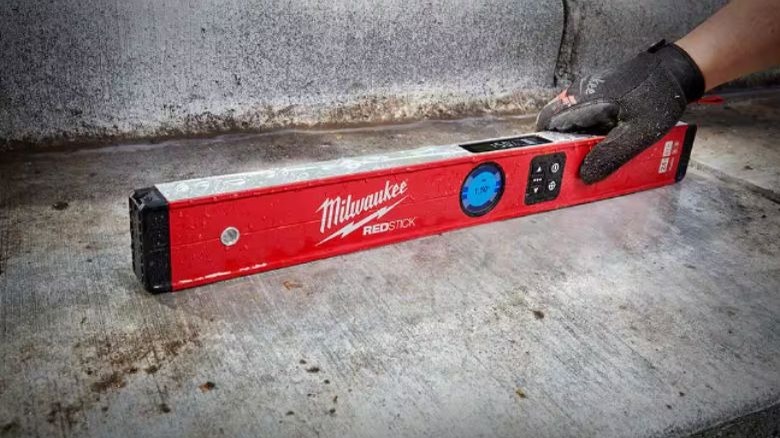 Milwaukee Tools Redstick digital level on concrete