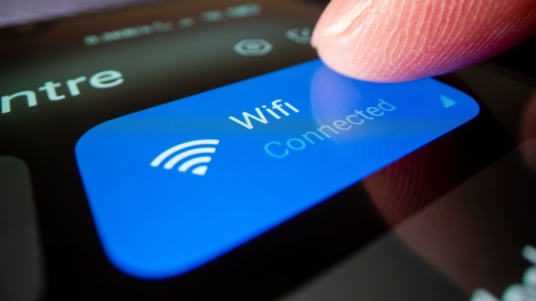 Wi-Fi toggle in Android quick settings