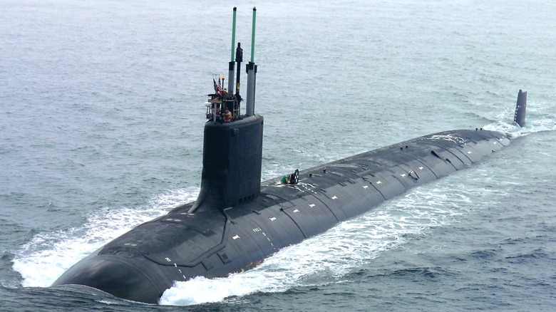 The USS Virginia (SSN 774) returns to the General Dynamics Electric Boat shipyard in Groton, Connecticut in 2004.