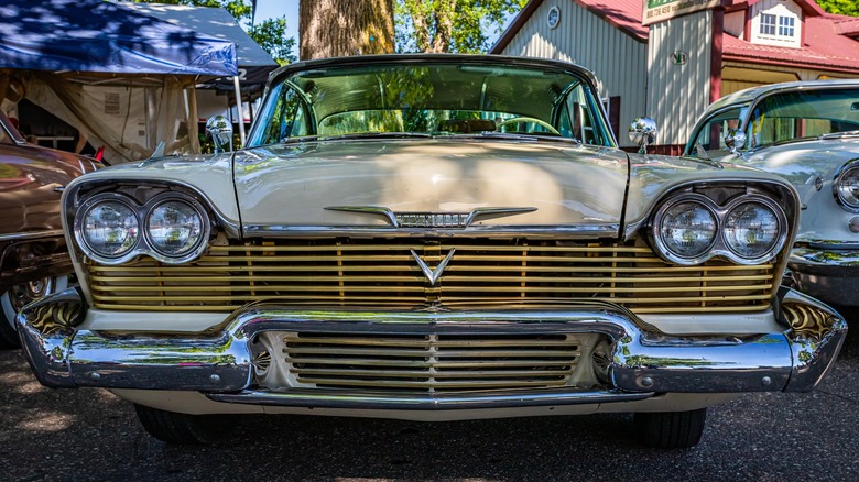 1958 Plymouth Fury Golden Commando Front