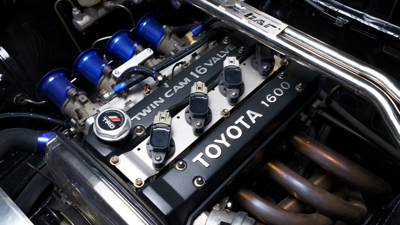 Toyota 4A-GE 1.6-liter 16 valve engine