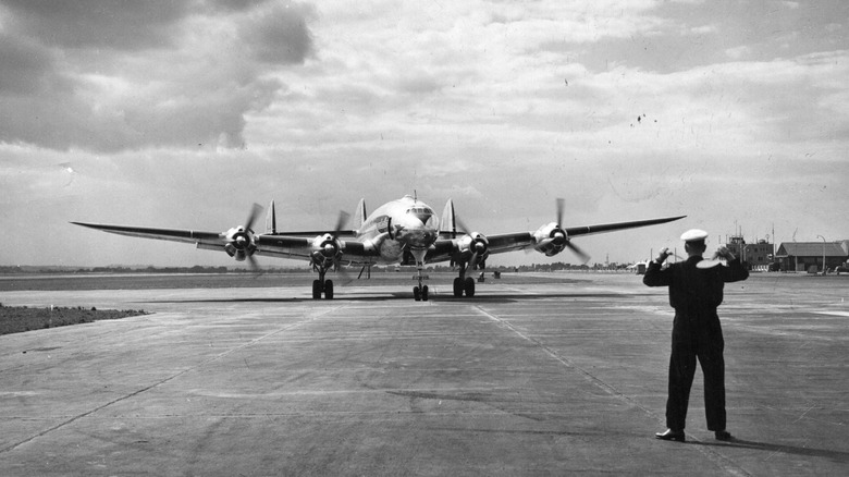 Lockheed Constellation taxing to the tarmac