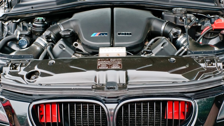 BMW S85 V10 engine