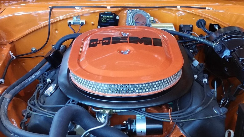 426 Hemi V8 engine in a 1970 Plymouth Superbird