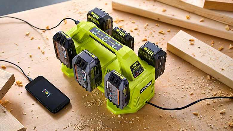 Ryobi 18V ONE+ 6-Port Fast Charger