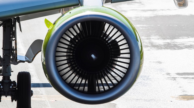 A turbofan engine with the bypass ducts clearly visible