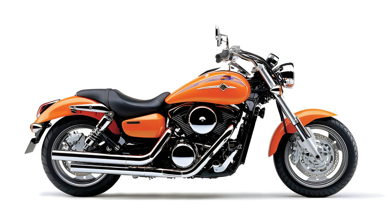 Orange 2004 Kawasaki Vulcan 1600 Mean Streak