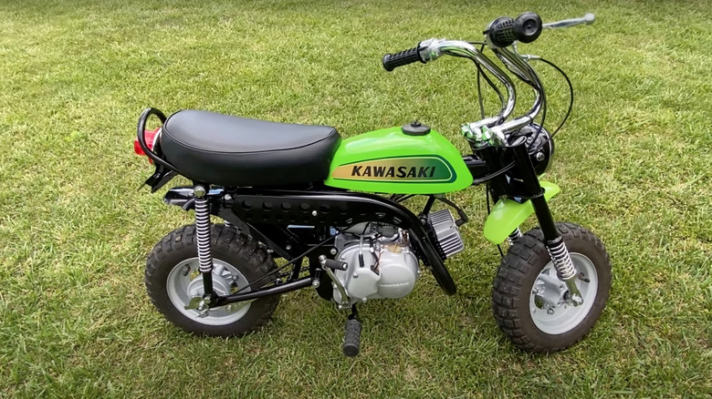 Green Kawasaki MT1