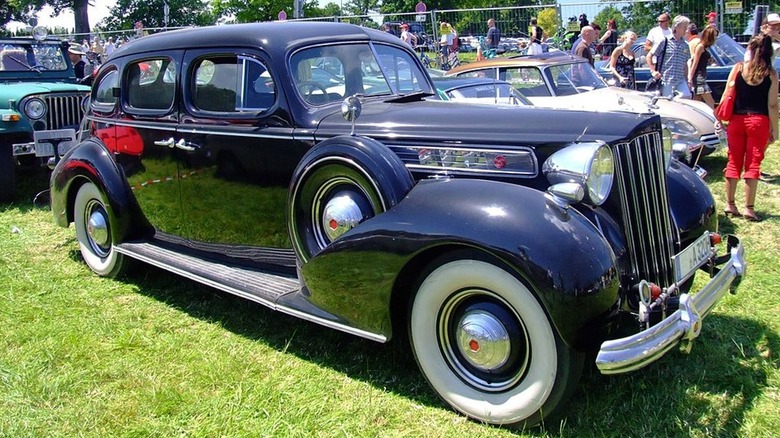 1938 Packard Super Eight