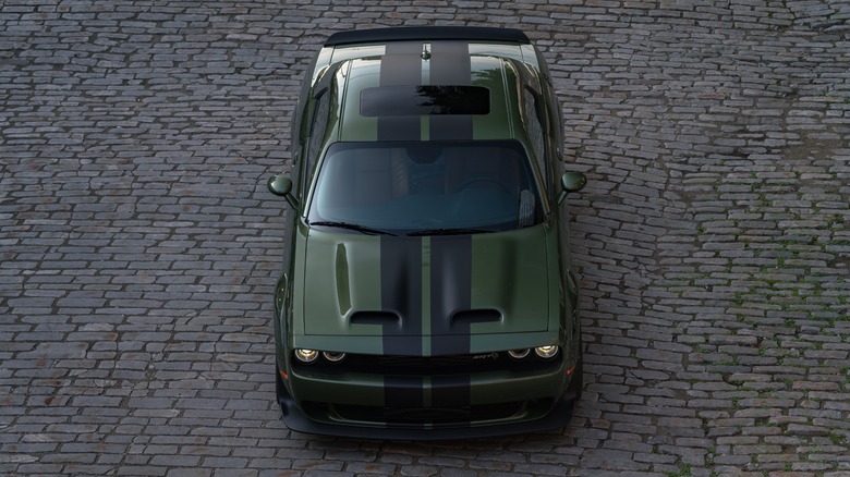 Dodge Challenger SRT Hellcat Widebody top down