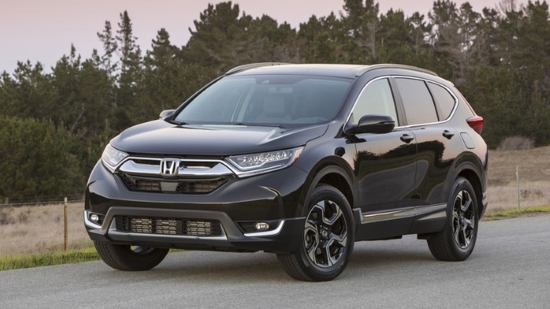 2017 Honda CR-V, front shot