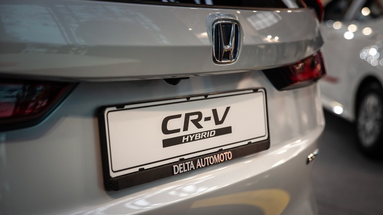 Honda CR-V hybrid rear bumper