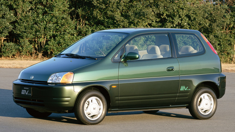 1997 Honda EV Plus passenger side view