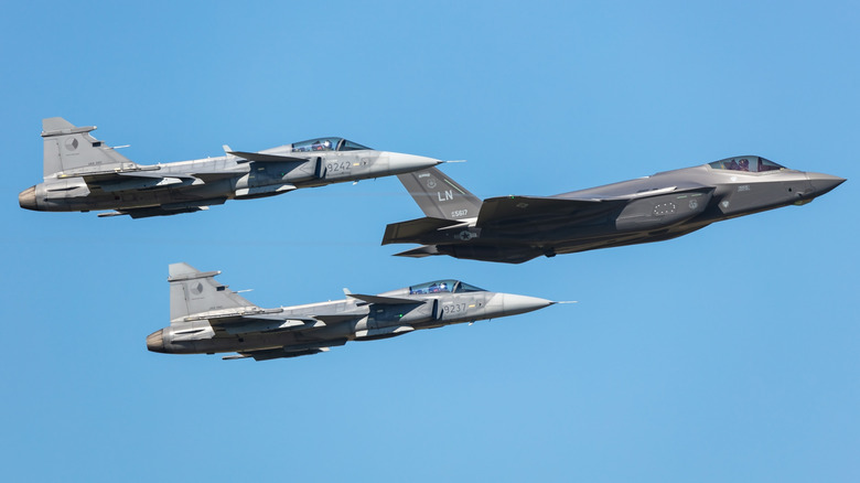 F-35 fighter jets in formation