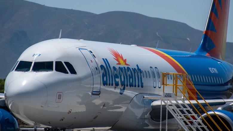 Allegiant Air airplane