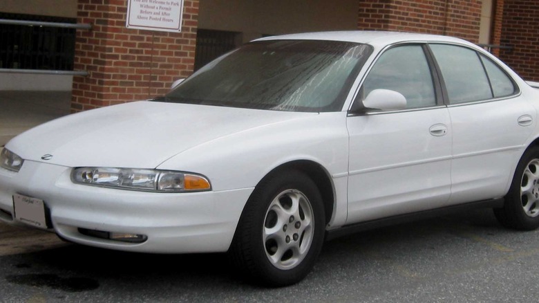 Oldsmobile Intrigue