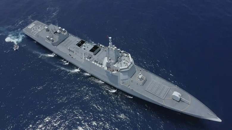 Overhead view of Type 055 destroyer at sea