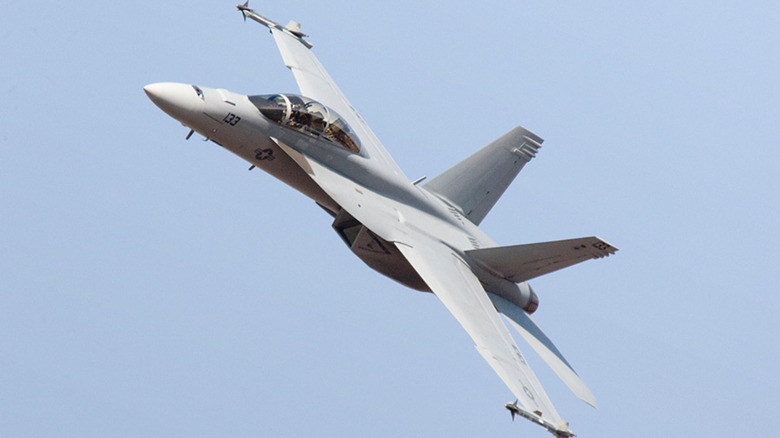 F-18E flying in the sky