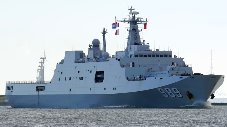 Type 071 amphibious transport dock (Yuzhao class) of the People's Liberation Army Navy