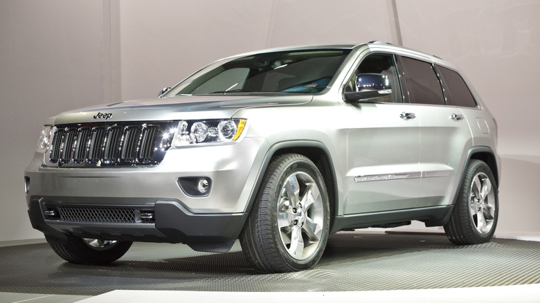 A Jeep Grand Cherokee introduced in 2009