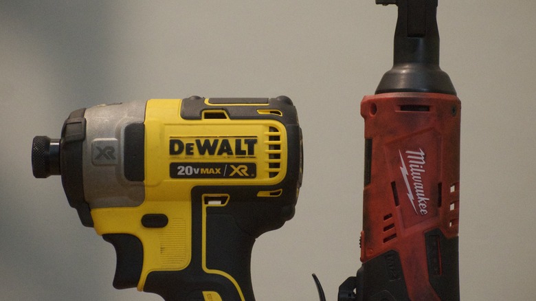 Dewalt/Milwaukee tools