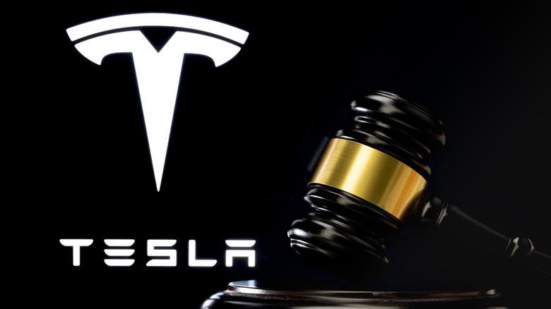 IIlustration of Tesla legal tussle.