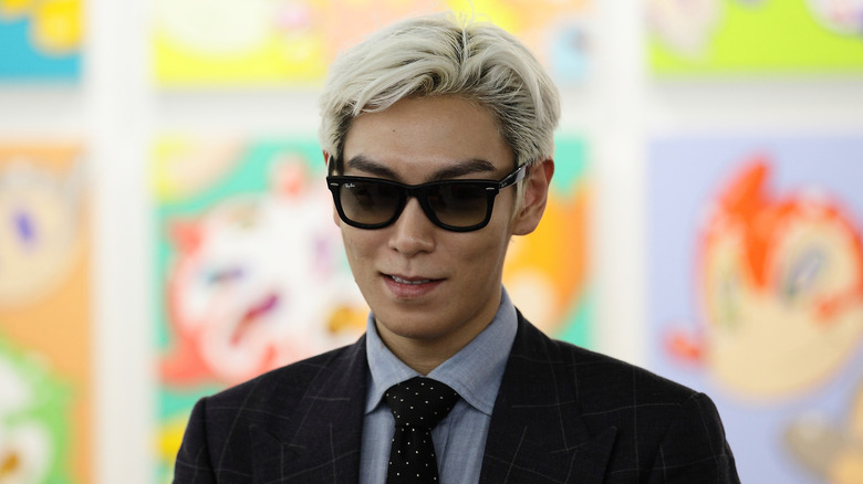 T.O.P arrives at awards event