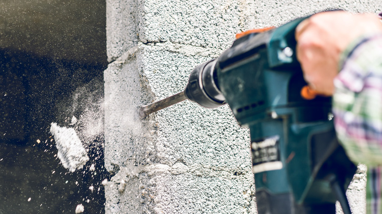 Hammer drill in concrete