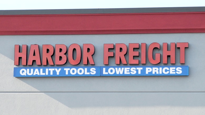 Harbor Freight storefront