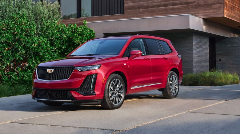 Front View of a parked Cadillac XT6