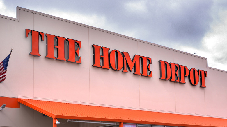 The front of a Home Depot store.