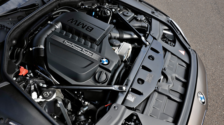 2011 BMW 640i engine