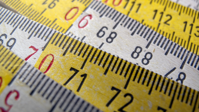 Overlapping wooden rulers