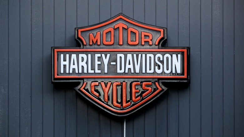 Harley-Davidson sign