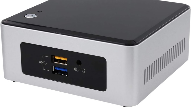 Intel NUC has an orange USB port