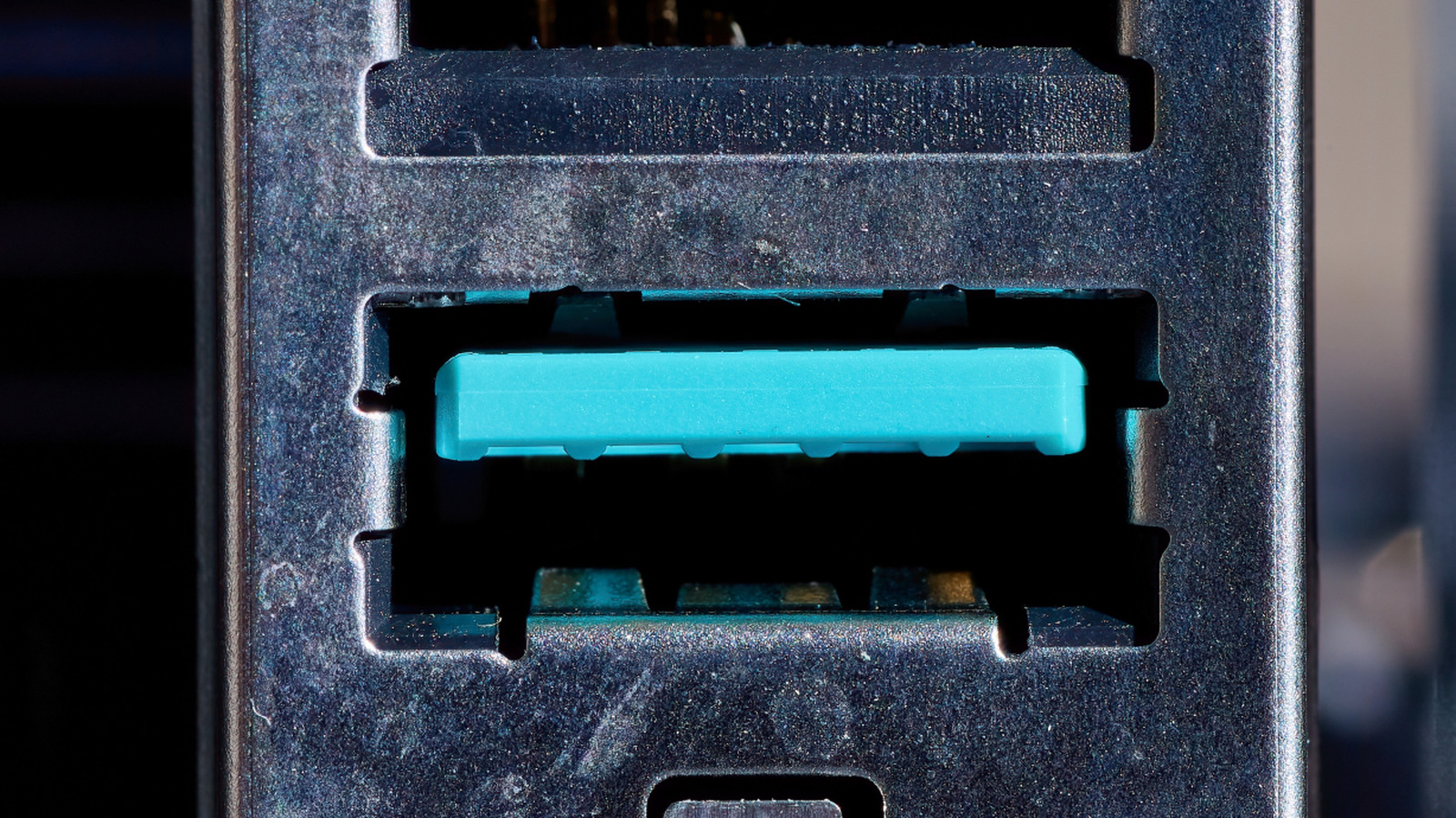 Why Are Some USB Ports Teal, And How Are They Different From Blue?