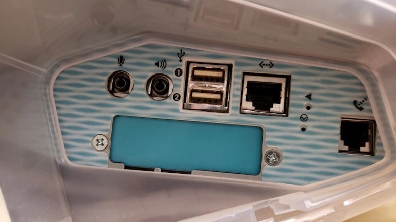 White USB port on Apple iMac G3.