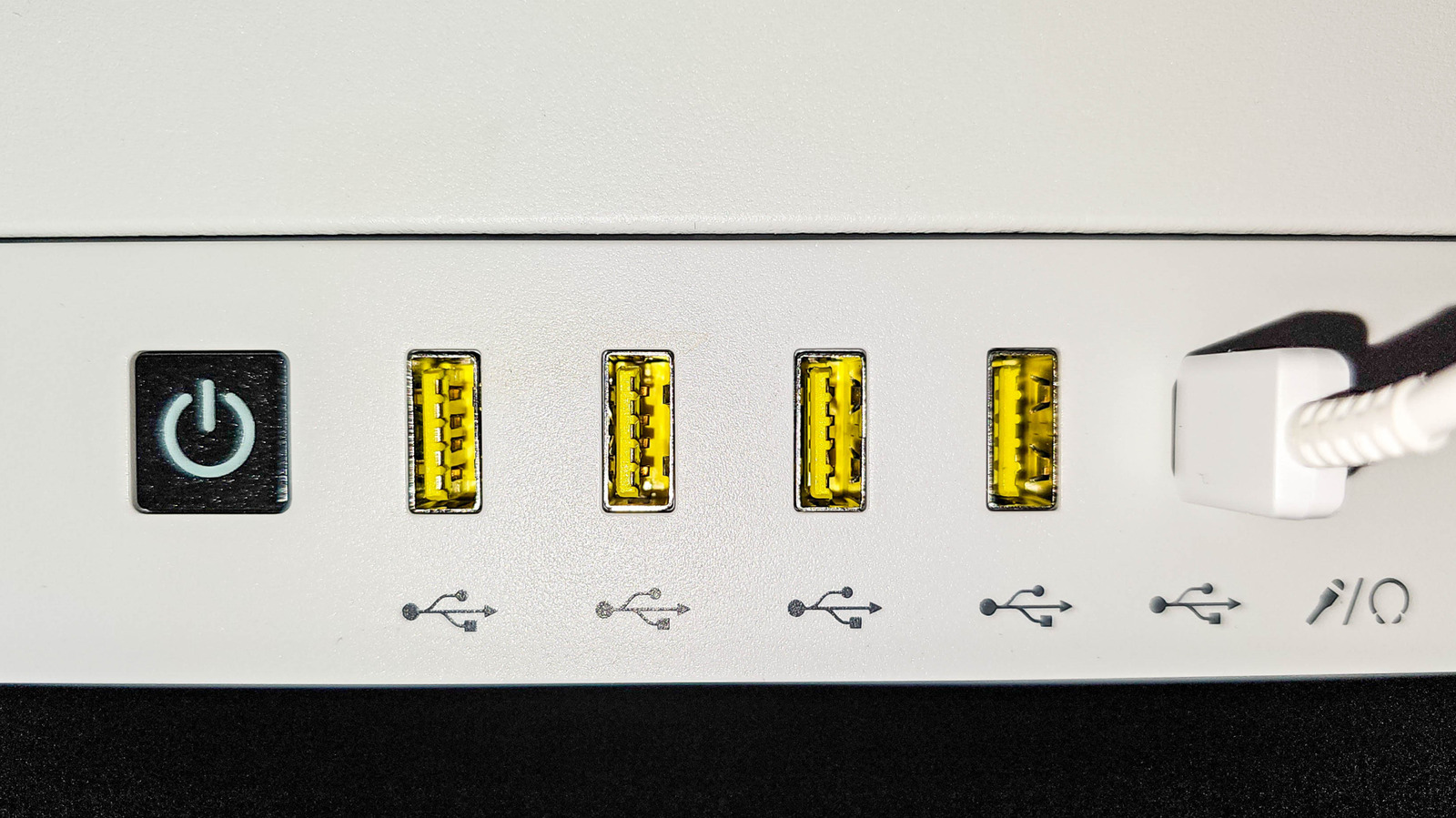 Why Are Some USB Ports Yellow? Here's What It Means