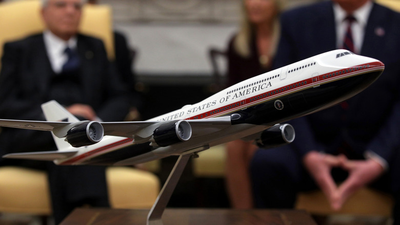 Model of Trump's Air Force One