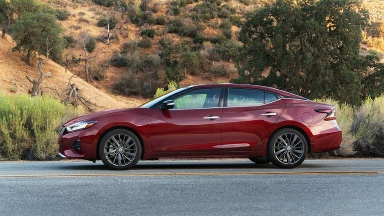 maroon 2019 Nissan Maxima