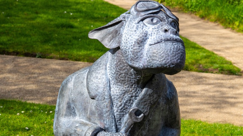 Statue of the Lockmeadow Gremlin, Kent, UK