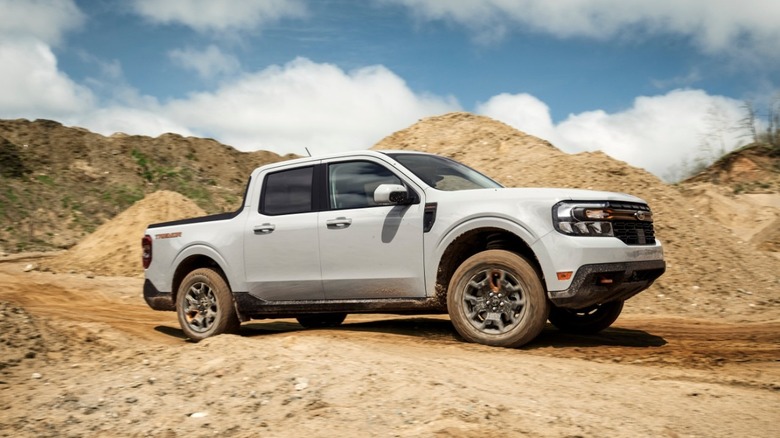 Ford Maverick Tremor off-roading