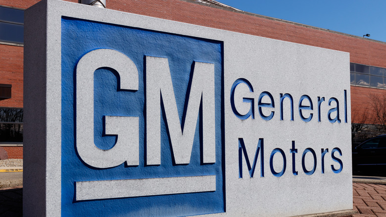 General Motors logo on sign