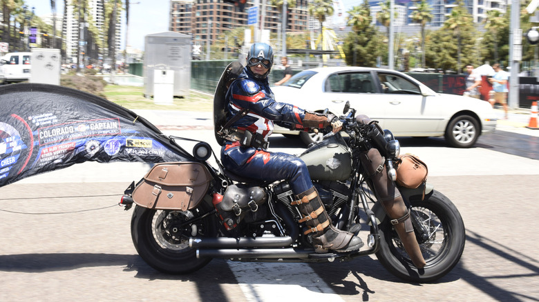 Cosplayer on Harley-Davidson Street 750