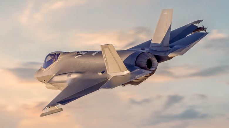 F-35 Lightning II flying