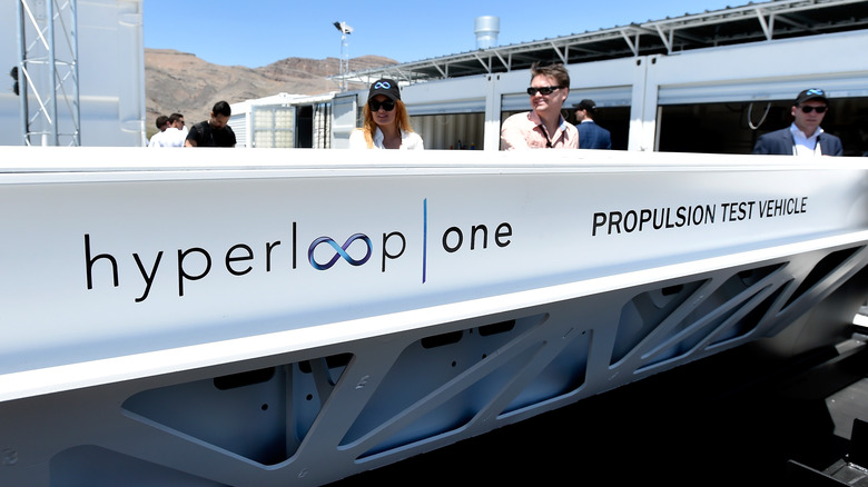 Hyperloop one logo