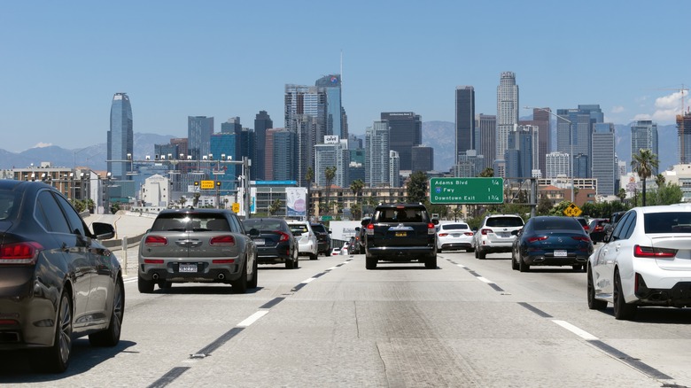 heavy traffic on LA freeway