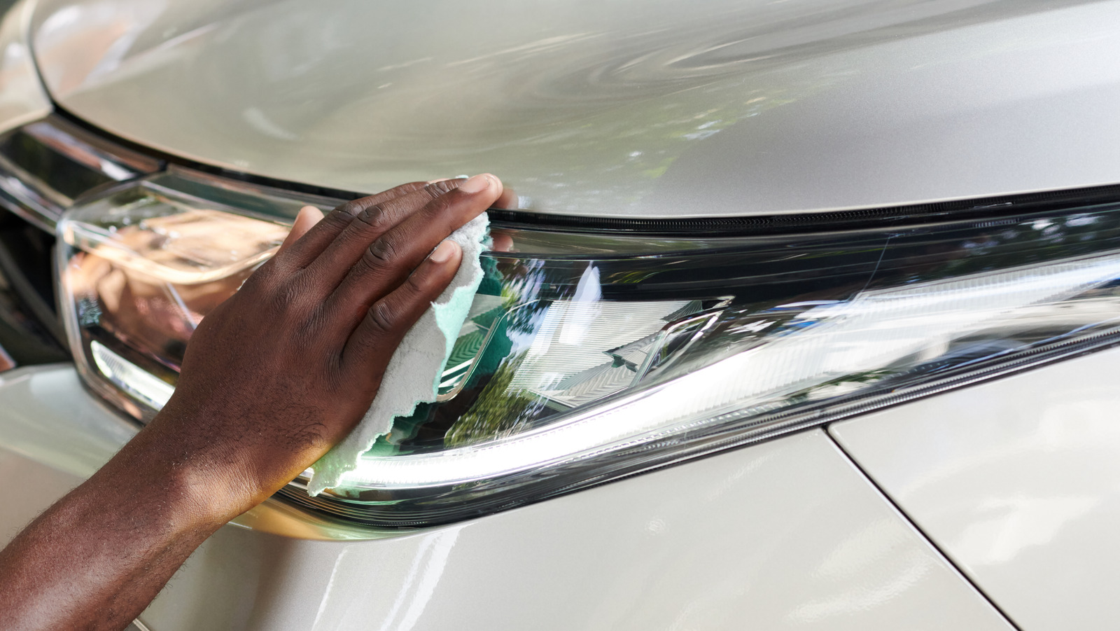 Why People Rub Toothpaste On Their Headlights (And Should You?)