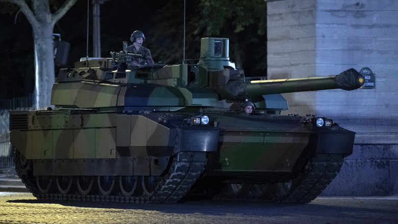 French Leclerc MBT on road