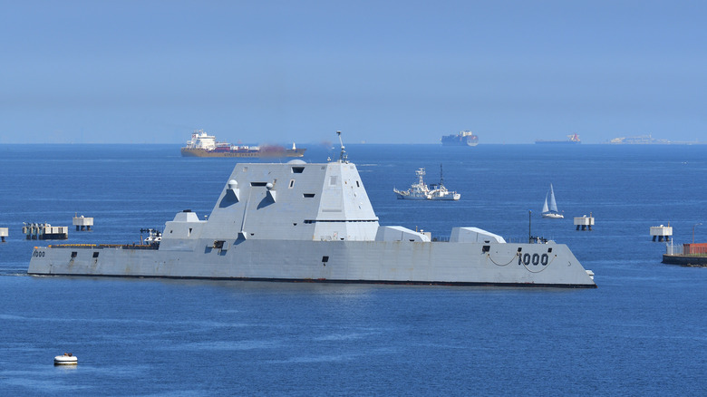 uss zumwalt class destroyer sea water yokohama